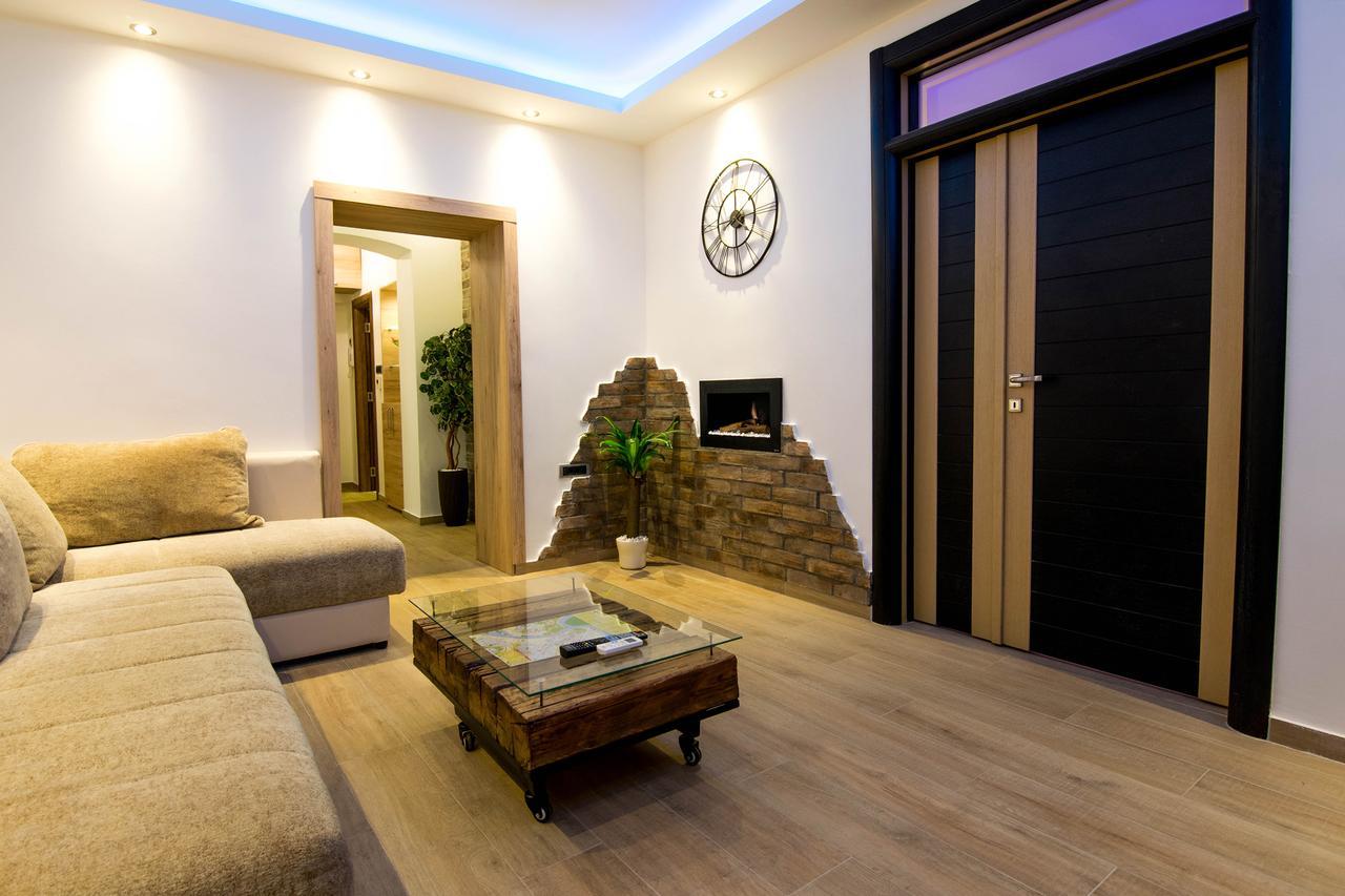 Cosmopolitan Apartament *